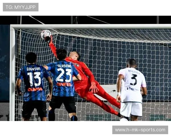 尤文边路精准传中，基耶萨凌空捅射再砍一分