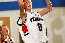 mk体育登录-替补球员是否在关键比赛表现更专注稳定，替补球员应从什么位置入场