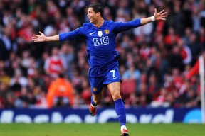 mk体育app下载-威尔士男队迎来重建期，战术创新引关注，威尔士球队怎样