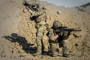 mk体育下载-年轻教练崛起CBA战术风格更加多样，男篮年轻教练